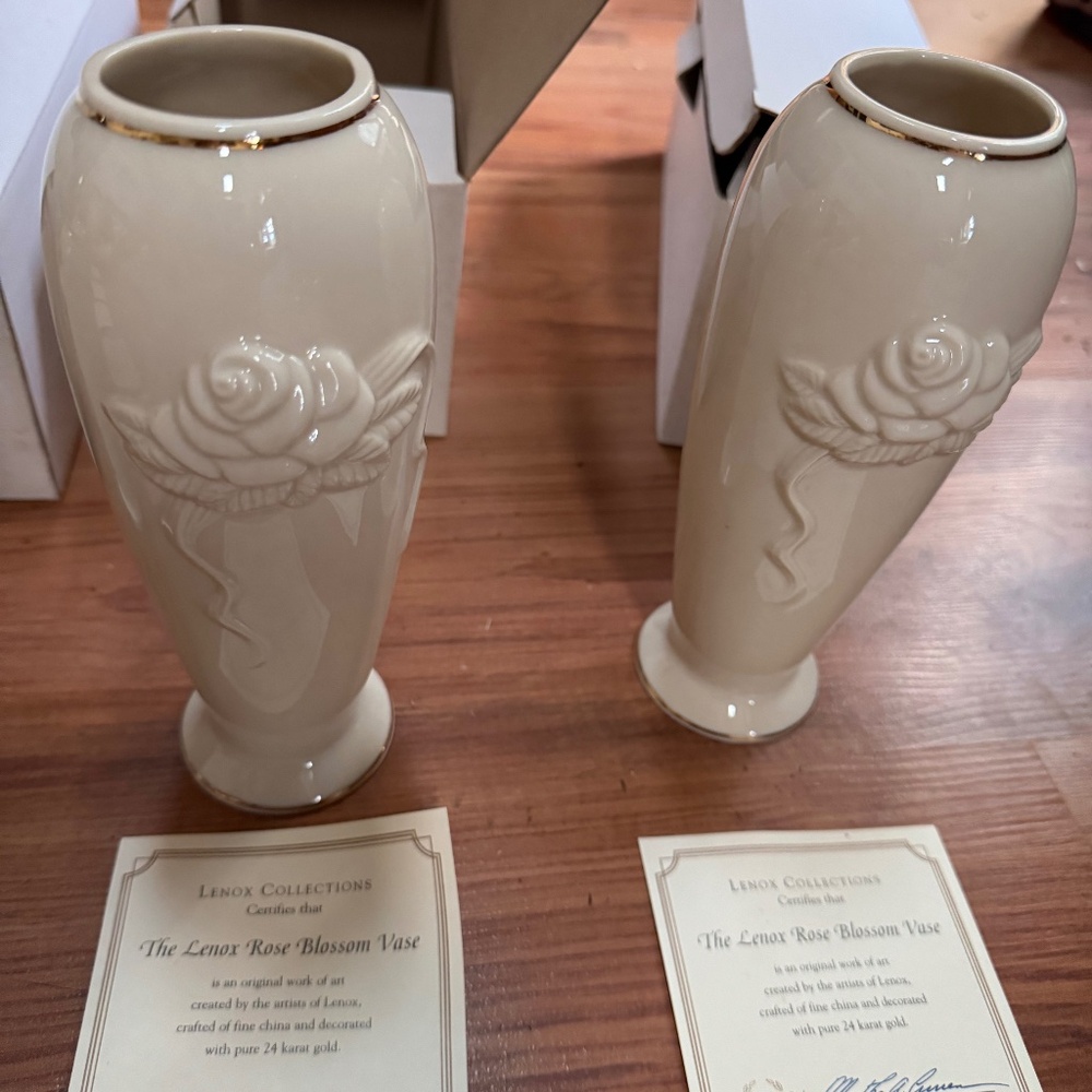 Lenox Set- 7 new vases and votives - gold trim rose blossom bud vases